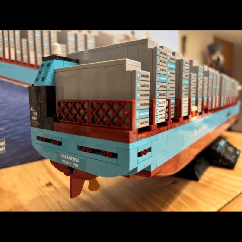 Kapal Kontainer Dual-Fuel 2026 - Lego Set Technic ulasan dan harga